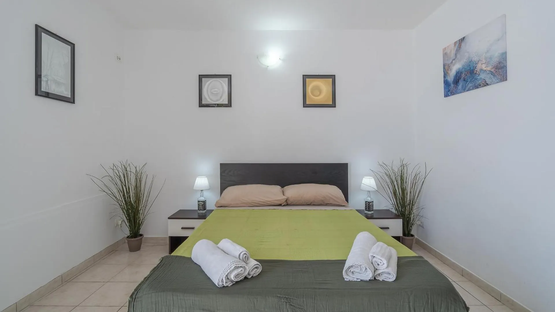 Case Vacanze Murianni - Moon Catania Italy